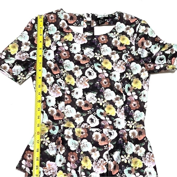 H&M Woman Black Blue Floral Peplum Midi Dress Size 4 - Picture 13 of 15